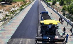 Manisa'nın 17 ilçesine eşit hizmet anlayışı sürüyor
