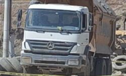 Manisa'da feci olay: Kamyonun altında kalan bir kişi hayatını kaybetti