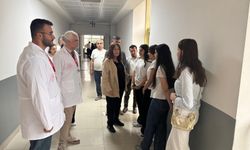 İYİ Partili Sunat yaralı öğrencileri ziyaret etti