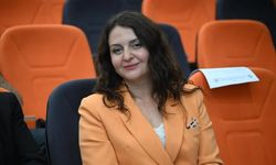 Özge Arslan, Yunusemre Belediye Başkan Yardımcılığı görevinden ayrıldı