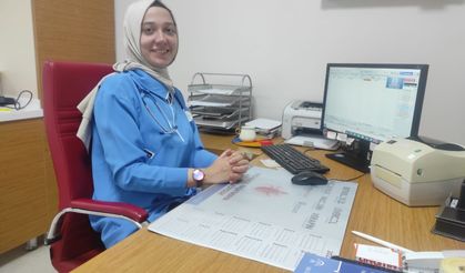 Selendi'de ikinci dahiliye uzmanı göreve başladı