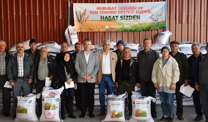 Manisa Büyükşehir Belediyesi'nden üreticiye tohum desteği