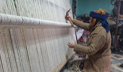 Geleneksel kilimler Manisalı kadınların ellerinde şekilleniyor