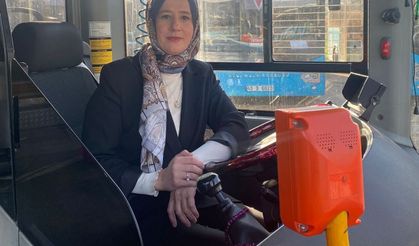 Soma'nın ilk kadın otobüs şoförü görevine başladı