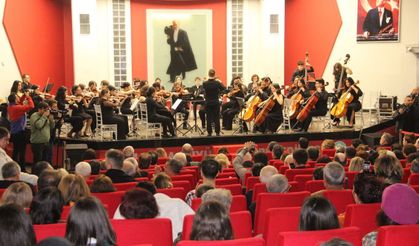 Manisa'da müzik ziyafeti yaşandı