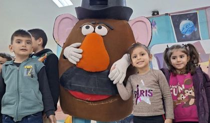 Sarıgöl’de interaktif tiyatro etkinliği beğeni topladı