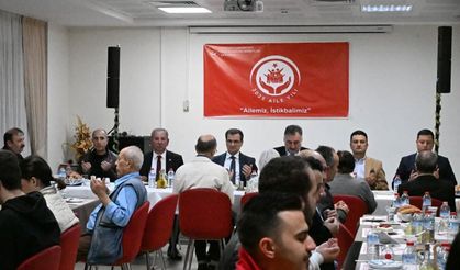 Salihli protokolü, huzurevi sakinleriyle iftar yaptı