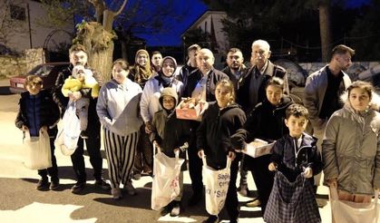 Sarıgöl'de arife günü şeker toplama geleneği yaşatılıyor