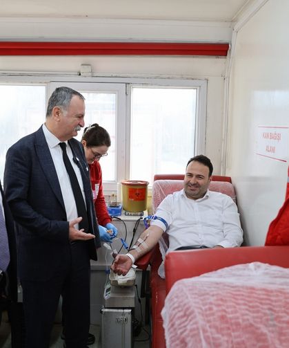 Yunusemre'den kan ve kök hücre kampanyası