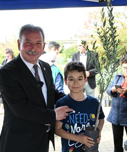 Salihli'de 300 kilo atık pil toplandı