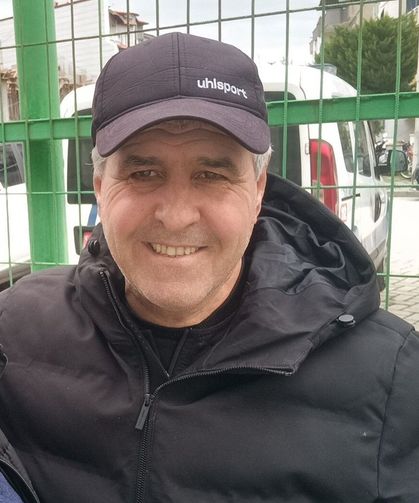 Salihli Belediyespor Zeki Erguvan ile yollarını ayırdı