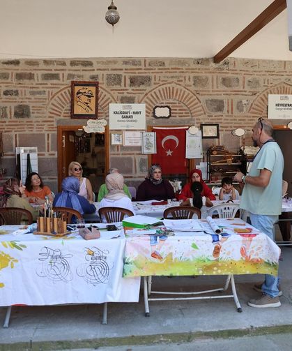 Tarihi Kurşunlu Han'da sanat konuşuyor