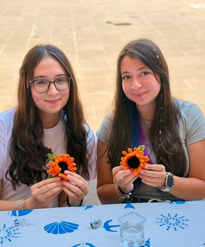 Tarihi Kurşunlu Han'da renkli tasarımlar