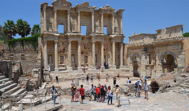 Bayramda en çok ziyaret edilen yer Efes Antik Kenti oldu