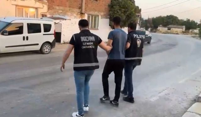 Otomobil alım satımı süsüyle tefecilik yapan şahıslara operasyon