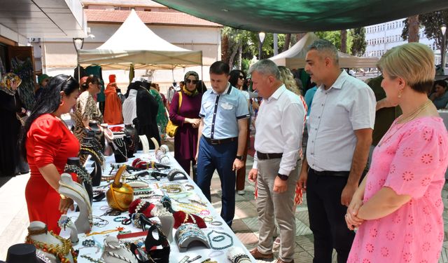 MASMEK kursiyerlerinin el emekleri sergilendi