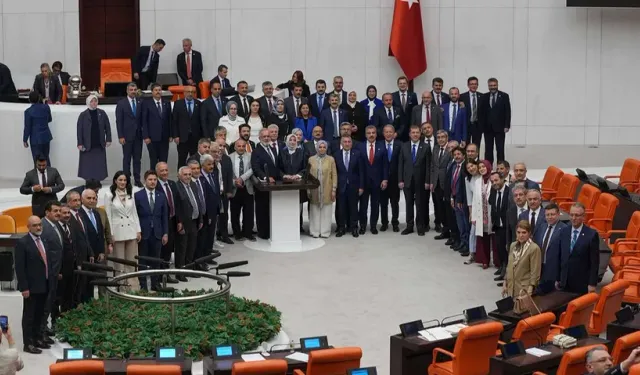 Sokak hayvanları ile ilgili kanun teklifi mecliste kabul edildi