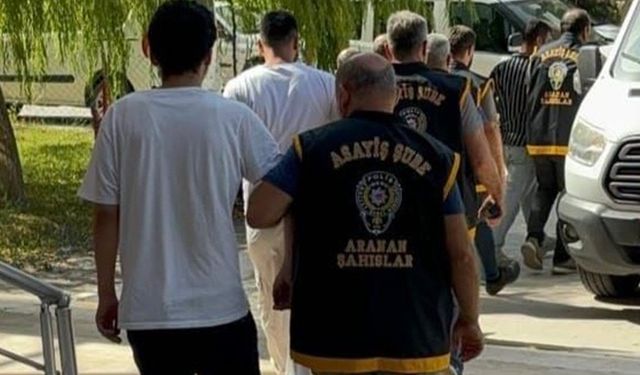 Salihli’de çeşitli suçlardan aranan 823 şahıs yakalandı