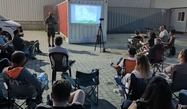 Akut Selçuk ekibi yangınla mücadele eğitimlerini sürdürüyor