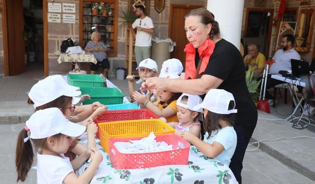 Şehzadeler'in minikleri geri dönüşümü uygulamalı öğrendi