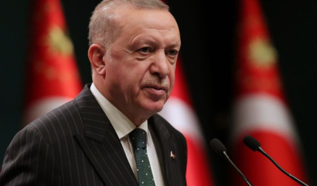 Cumhurbaşkanı Erdoğan emekli maaşı tartışmalarına yanıt verdi