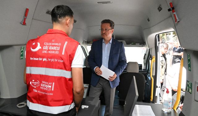 Vali Ünlü, Turgutlu'da mobil göç aracının çalışmalarını inceledi