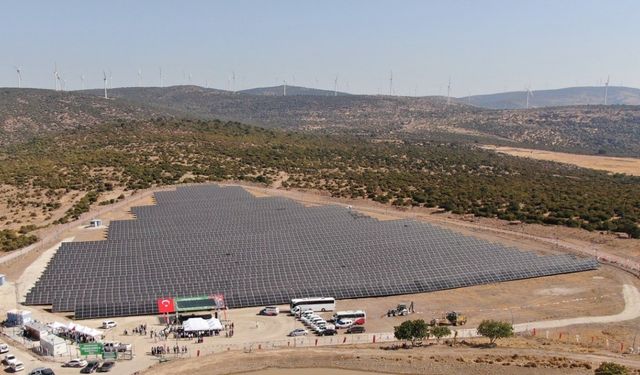 Yunusemre'de Güneş Enerji Santrali’nin açılışı gerçekleştirildi