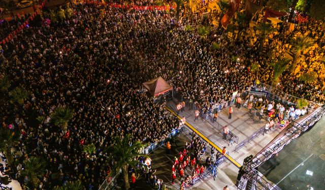 Turgutlu Belediyesinden Zafer Bayramı’nın 102. yılında muhteşem kutlama