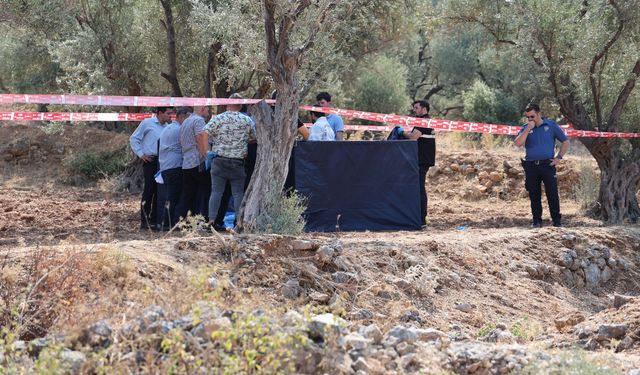 İzmir'de bir baba 3 çocuğunu silahla öldürdü