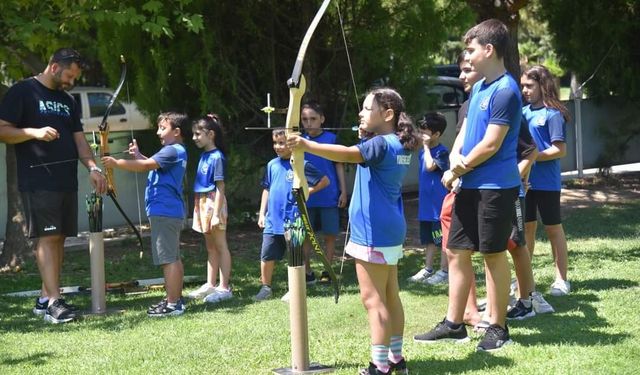 Yunusemre Belediyespor okçuluk kursu açtı