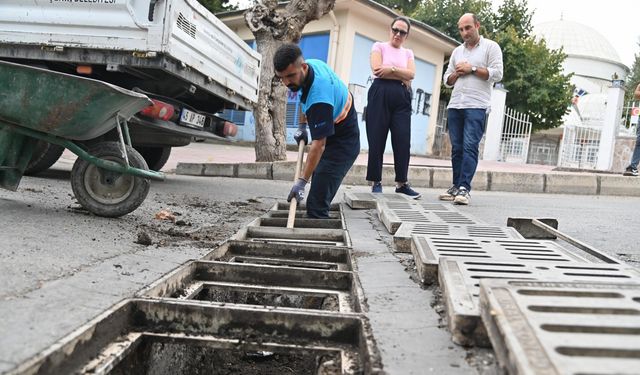 MASKİ'den yağmur suyu ızgaraları ve kanalizasyon hatlarında yoğun mesai