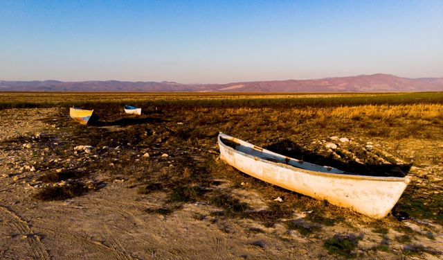 Kuruyan Marmara Gölü'nü kurtarmak için ilk adım