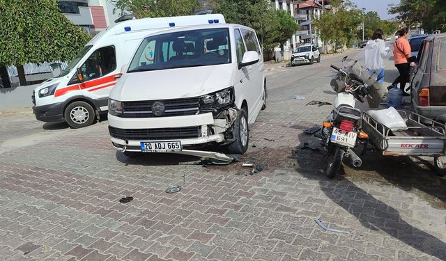 Transitle çarpışan 16 yaşındaki motosiklet sürücüsü ağır yaralandı