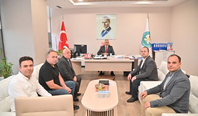 Manisa Büyükşehir Belediyesi ile sendika görüşmelerinde personellerin yüzünü güldürecek karar