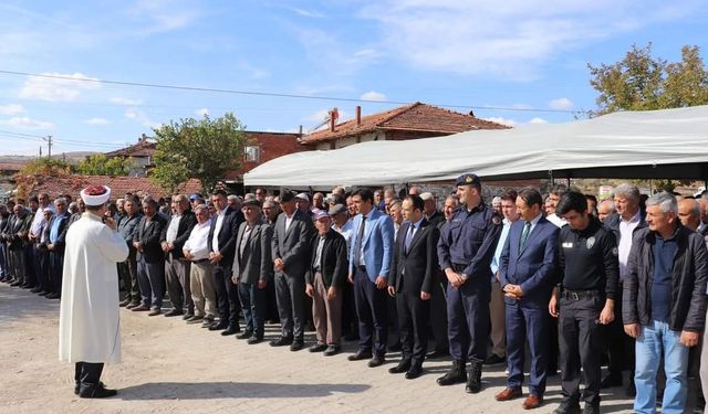 Manisalı vatandaşlar yağmur duasına çıktı