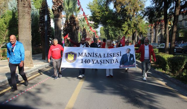 Manisa Lisesi'nin 140. yaşı coşkuyla kutlandı