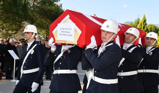 Görevi başında hayatını kaybeden polis memurunun cenazesi Manisa'ya uğurlandı