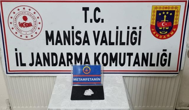 Manisa'daki torbacı baskınında 4 tacir yakalandı