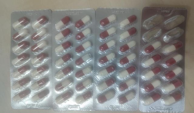 Manisa'da şüphe üzerine durdurulan şahıstan uyuşturucu hap çıktı