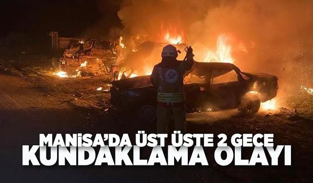 Turgutlu'da hurda araçlar kundaklandı