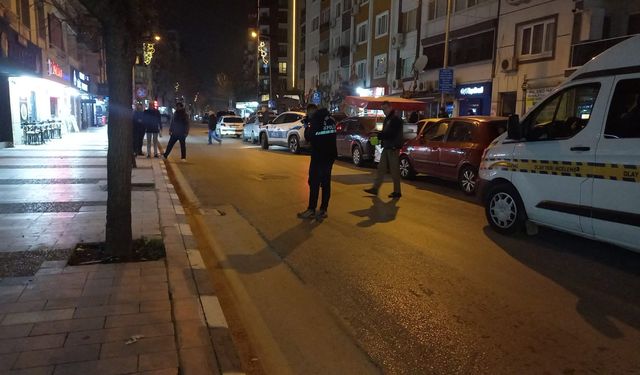 Manisa'da bir kişi kalbinden bıçaklanarak hayatını kaybetti