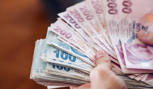 Borçlu belediyelere kredi yasağı