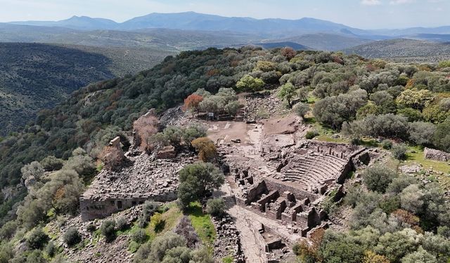 Aigai kazı çalışmalarına Yunusemre’den destek