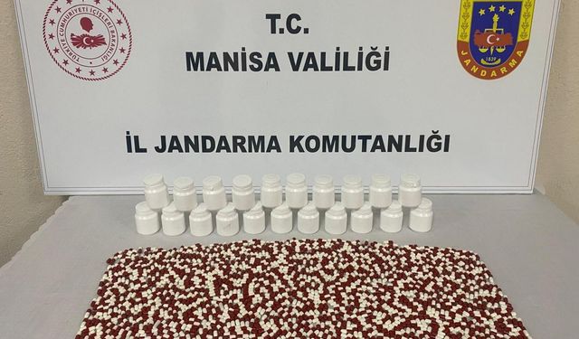 Manisa'da binlerce sentetik ecza hapı ele geçirildi