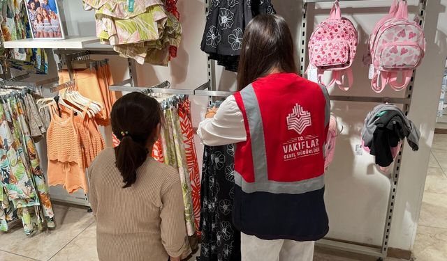 İzmir ve Manisa'da 624 çocuğun yüzü güldü