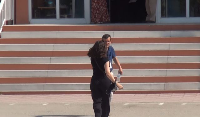 Manisa'da bir öğrenci son saniye sınava yetişti