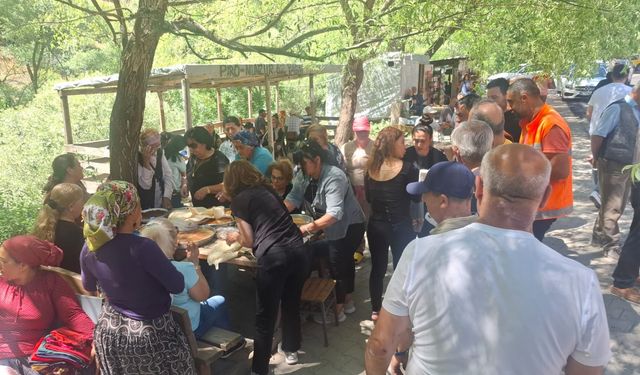 Ferdi Zeyrek için Tunceli'de lokma hayrı