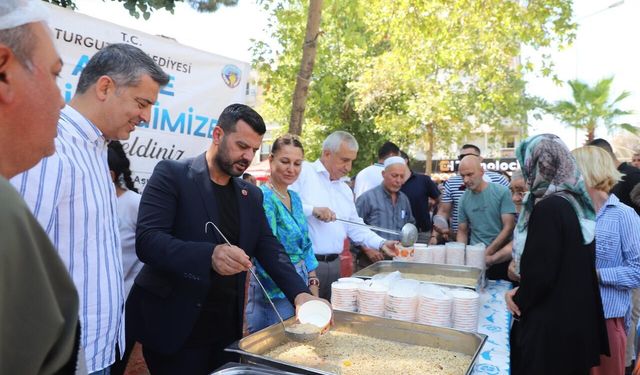 Turgutlu Belediyesinden aşure hayrı