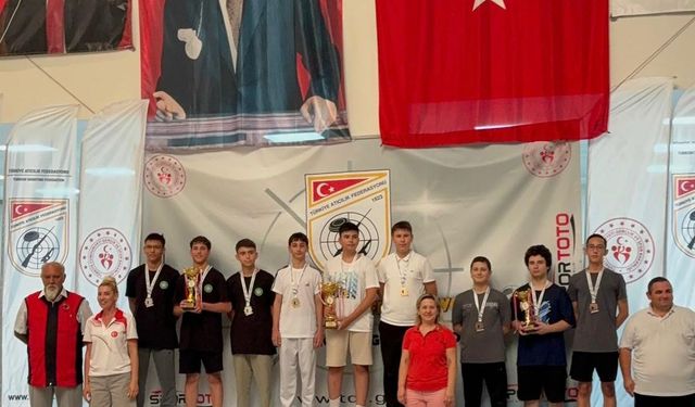 Manisalı sporculardan biri altın 4 madalya