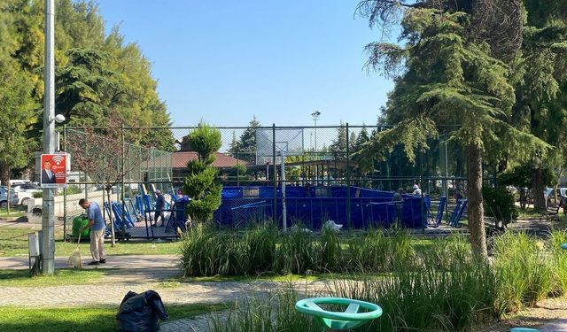 Şehzadeler Belediyesi’nden yeni bir yüzme havuzu